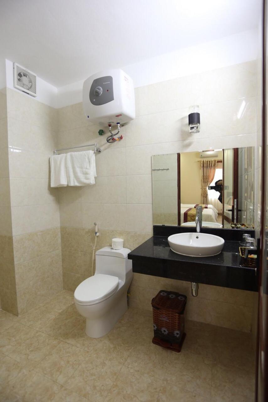 Royal Hotel Ha Giang Buitenkant foto