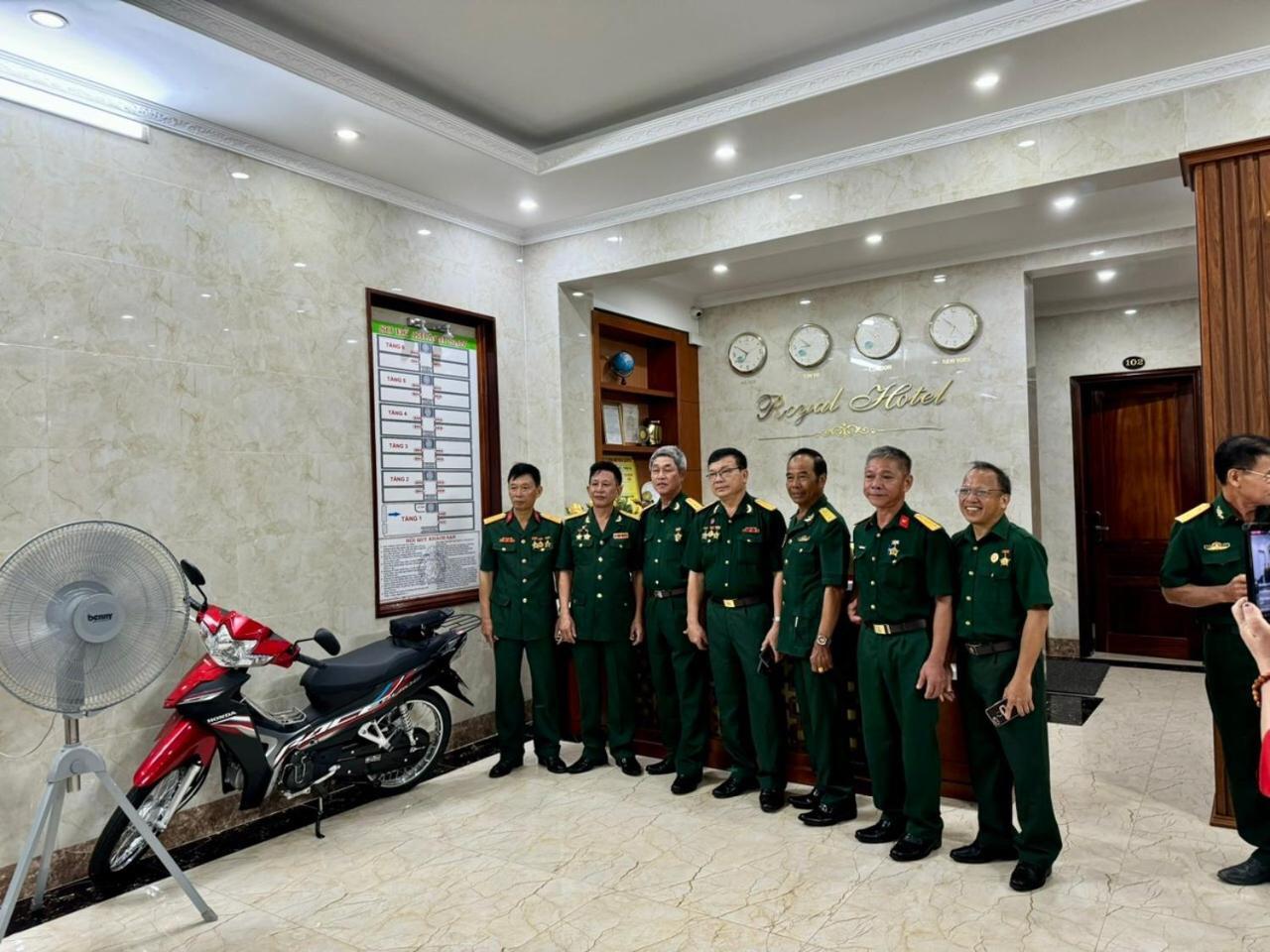 Royal Hotel Ha Giang Buitenkant foto